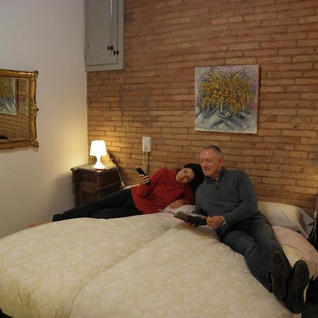 Hostal Cal Pla Sant Llorenc Savall Extérieur photo