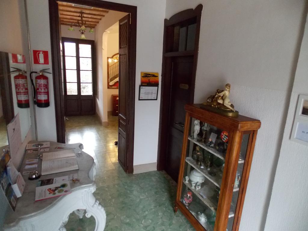 Hostal Cal Pla Sant Llorenc Savall Extérieur photo